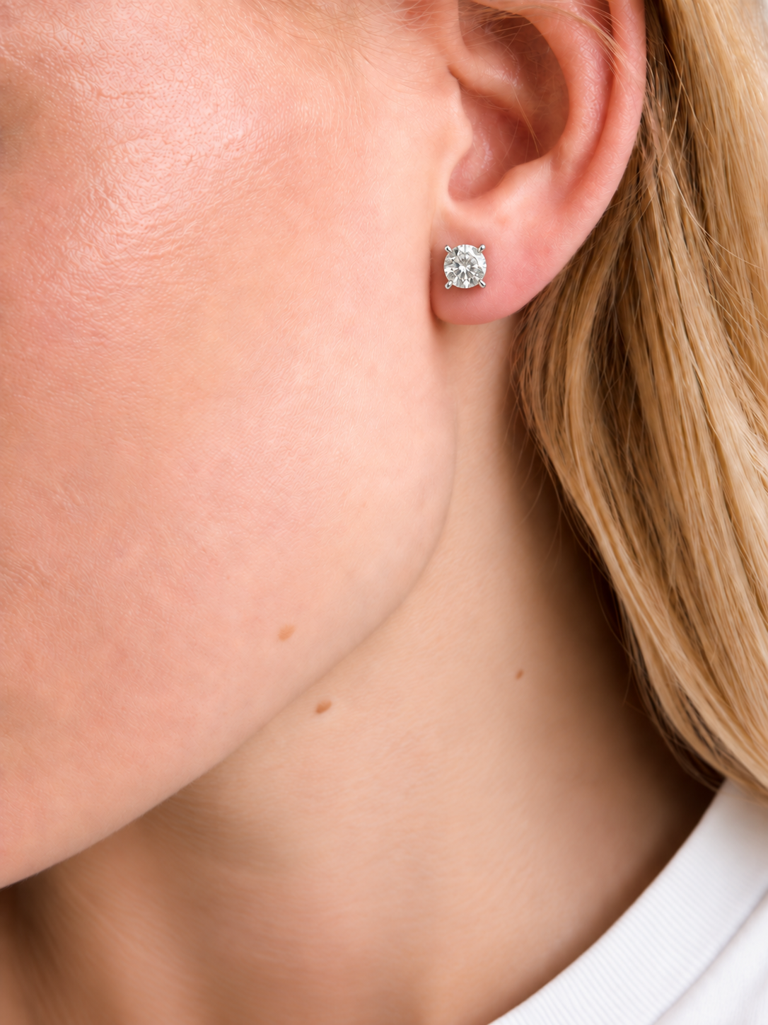 Classic Round-Cut Moissanite Solitaire Stud Earrings